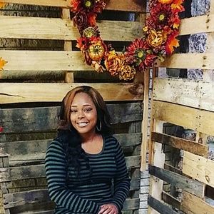 Meet your Posher, Carmesha